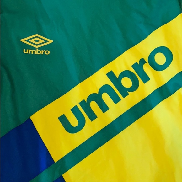Umbro Boys Soccer Shirt - Picture 3 of 6